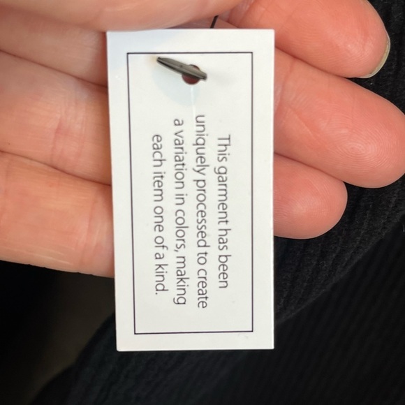 NWT Corduroy Shacket Snap Up Black Front Pockets Oversized Fit No Boundaries - Picture 15 of 15